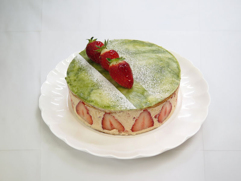 抹茶ケーキ『苺』